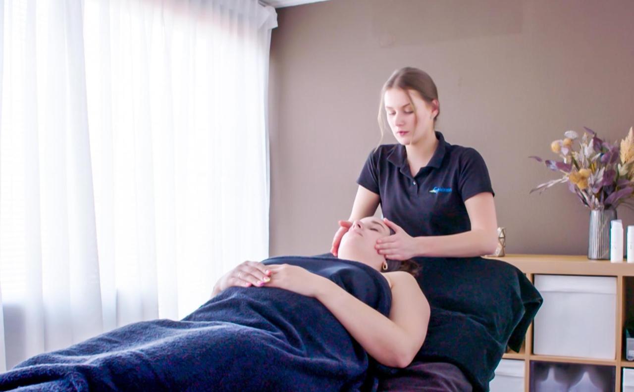 Wellnesshotel Spabron Wachtum エクステリア 写真